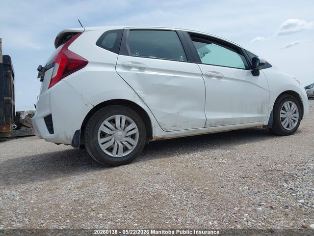 20260138 :رقم المزاد ، 3HGGK5H58FM102336 vin ، 2015 Honda Fit Lx مزاد بيع