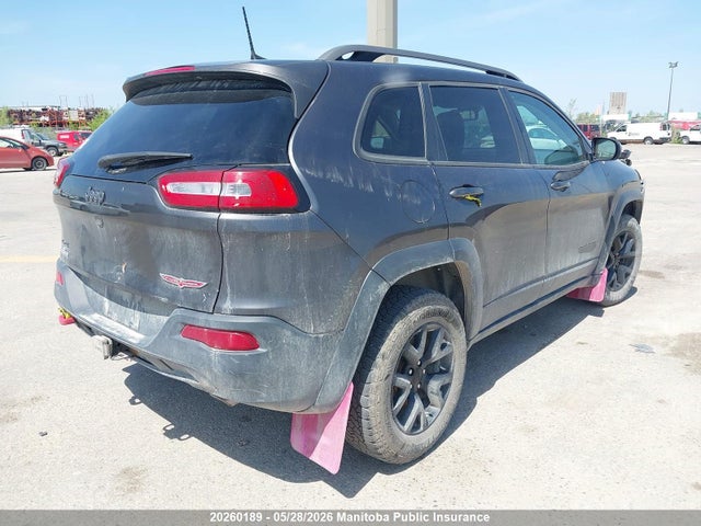 Auction sale of the 2016 Jeep Cherokee Trailhawk, vin: 1C4PJMBS0GW185899, lot number: 20260189