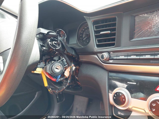 Hyundai Elantra Essential 2020 KMHD74LF0LU998745 Image 6