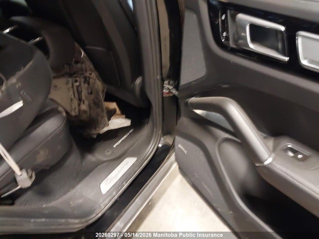 Porsche Cayenne Turbo 2020 WP1AF2AY7LDA39683 Image 8