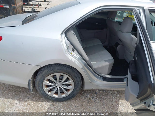 4T1BF1FK1EU323121 Toyota CAMRY LE