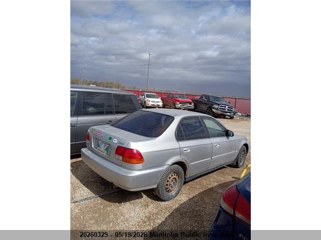20260329 :رقم المزاد ، JHMEJ6681WS808467 vin ، 1998 Honda Civic Dx مزاد بيع
