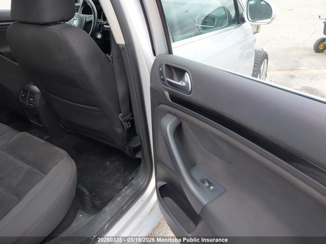 20260335 :رقم المزاد ، 3VWPX7AJ3DM662293 vin ، 2013 Volkswagen Jetta S/se مزاد بيع