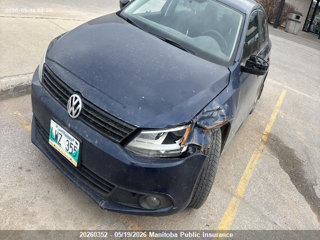 20260352 :رقم المزاد ، 3VW2K7AJ3DM442399 vin ، 2013 Volkswagen Jetta 2.0 مزاد بيع