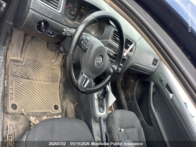 20260352 :رقم المزاد ، 3VW2K7AJ3DM442399 vin ، 2013 Volkswagen Jetta 2.0 مزاد بيع