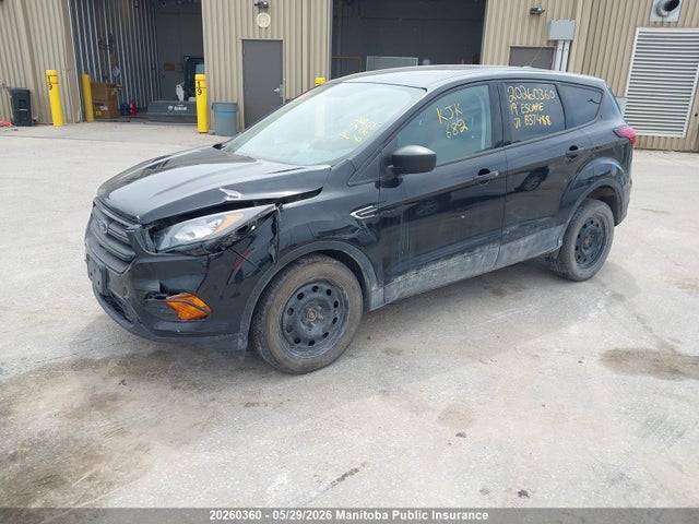 Продажа на аукционе авто 2019 Ford Escape S, vin: 1FMCU0F78KUB37488, номер лота: 20260360