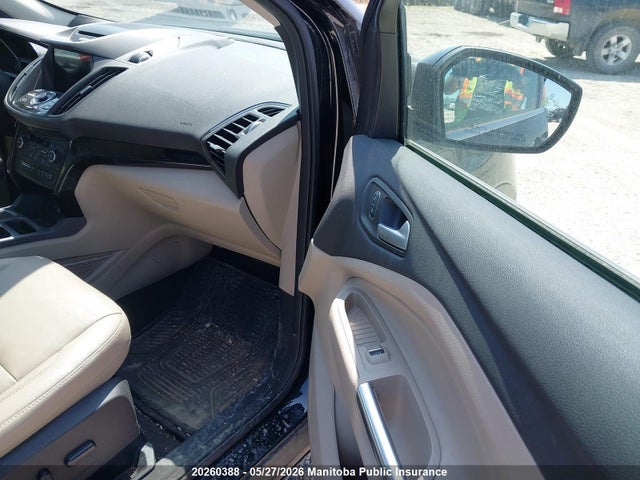 Продаж на аукціоні авто 2017 Ford Escape Titanium, vin: 1FMCU9J93HUA33593, номер лоту: 20260388