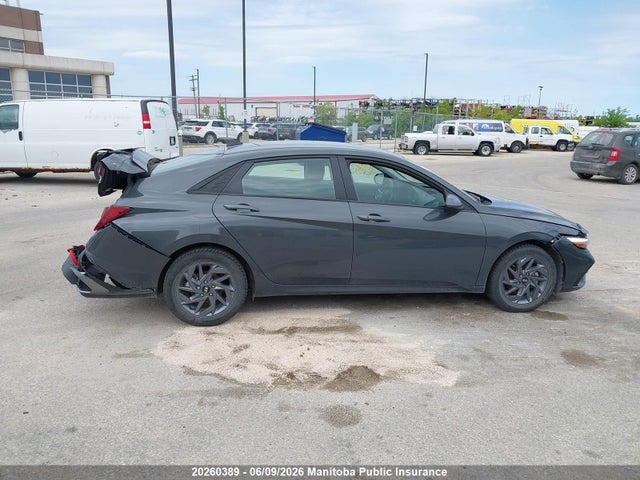 KMHLM4DG4RU667915 Hyundai Elantra Preferred