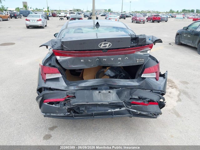 KMHLM4DG4RU667915 Hyundai Elantra Preferred