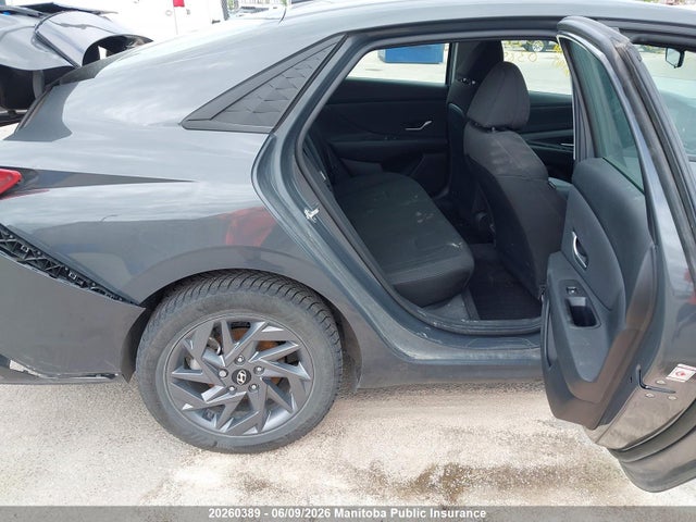 KMHLM4DG4RU667915 Hyundai Elantra Preferred