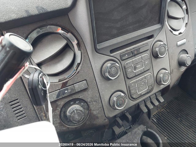 20260419 :رقم المزاد ، 1FT8W3BT8FED60574 vin ، 2015 Ford F350 Sd Lariat Crew Cab مزاد بيع