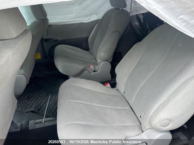 20260563 :رقم المزاد ، 5TDZK3DC6CS216265 vin ، 2012 Toyota Sienna Ce V6 مزاد بيع