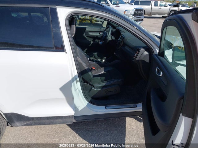 Aukcja sprzedaży 2020 Volvo Xc40 R-design T5, vin: YV4162UM6L2215674, numer aukcji: 20260623