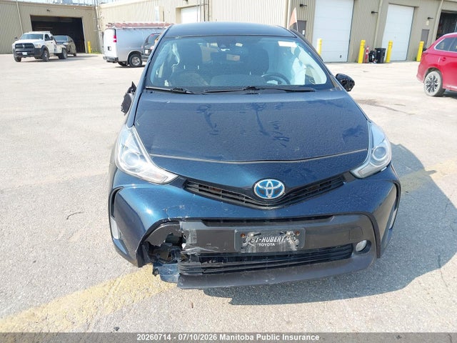 Toyota PRIUS V 2017 JTDZN3EU5HJ068595 Image 17