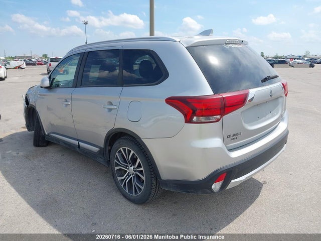 20260716 :رقم المزاد ، JA4AZ2A36JJ600655 vin ، 2018 Mitsubishi Outlander Es مزاد بيع