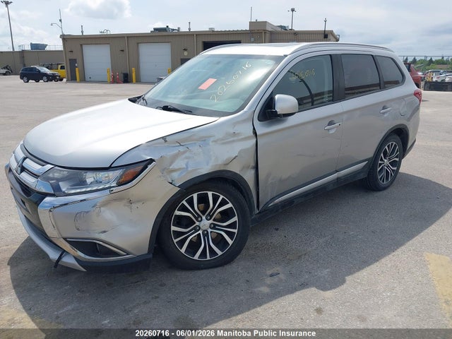 20260716 :رقم المزاد ، JA4AZ2A36JJ600655 vin ، 2018 Mitsubishi Outlander Es مزاد بيع