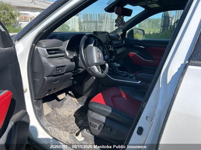 5TDLZRBH8NS183131 Toyota Highlander Xse V6