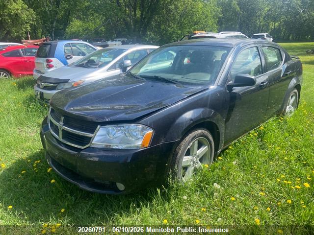 20260791 :رقم المزاد ، 1B3CC5FV3AN196705 vin ، 2010 Dodge Avenger R/t مزاد بيع