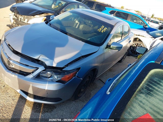 2013 Acura Ilx მანქანა იყიდება აუქციონზე, vin: 19VDE1F33DE400344, აუქციონის ნომერი: 20260794