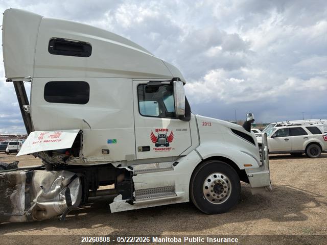 Volvo Vnl 760 2022 4V4NC9EH9NN603401 Image 1