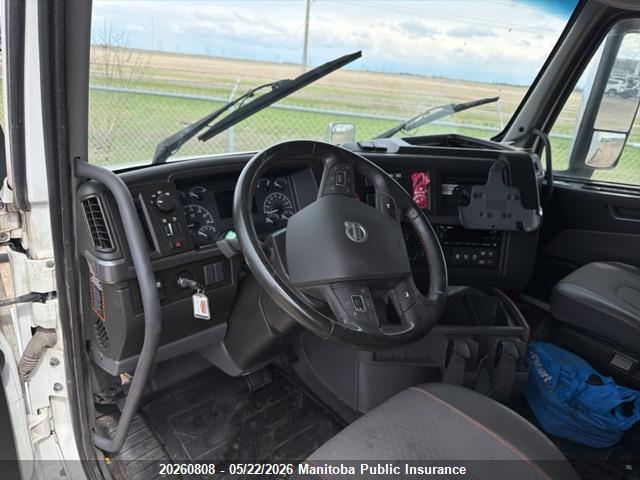 Volvo Vnl 760 2022 4V4NC9EH9NN603401 Image 12