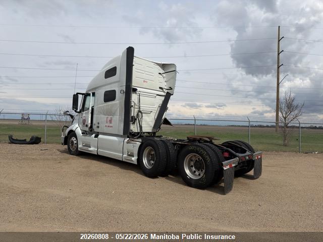 Volvo Vnl 760 2022 4V4NC9EH9NN603401 Image 3