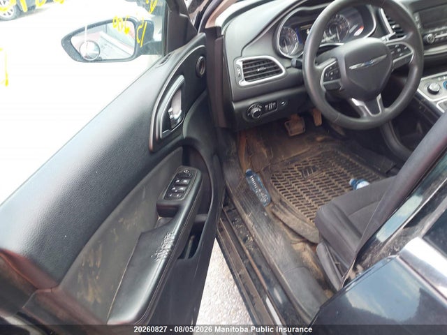 Продаж на аукціоні авто 2015 Chrysler 200 Lx, vin: 1C3CCCFB3FN530803, номер лоту: 20260827