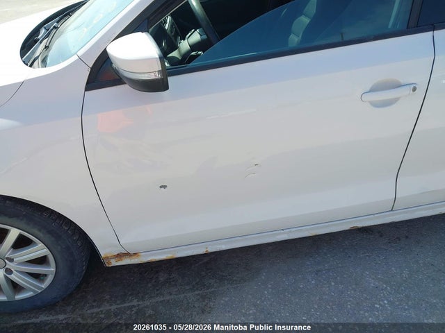 20261035 :رقم المزاد ، 3VWDK7AJ2BM009419 vin ، 2011 Volkswagen Jetta 2.0 مزاد بيع