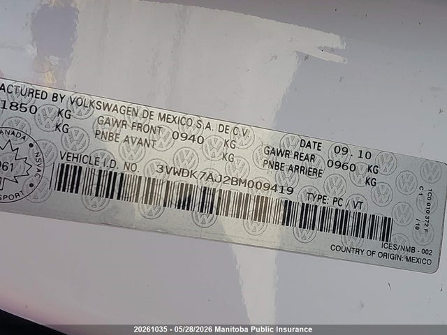 20261035 :رقم المزاد ، 3VWDK7AJ2BM009419 vin ، 2011 Volkswagen Jetta 2.0 مزاد بيع
