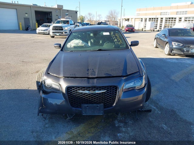 Chrysler 300 S 2019 2C3CCAGG8KH563300 Image 11