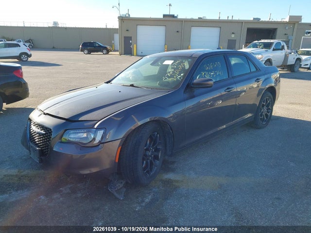 Chrysler 300 S 2019 2C3CCAGG8KH563300 Image 2
