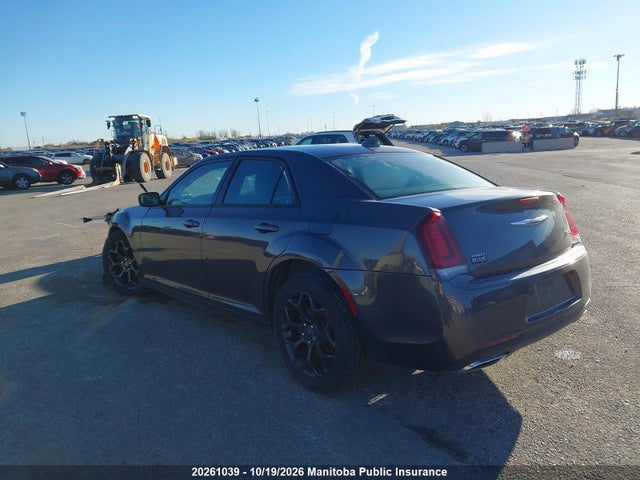 Chrysler 300 S 2019 2C3CCAGG8KH563300 Image 3