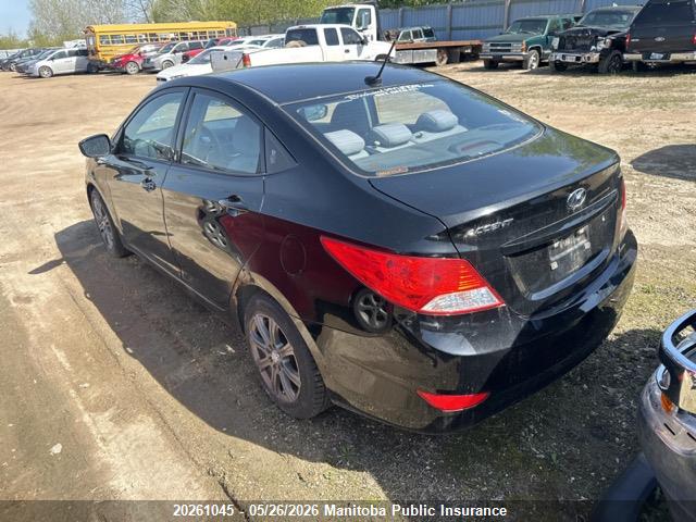 20261045 :رقم المزاد ، KMHCT4AE3DU402014 vin ، 2013 Hyundai Accent Gl مزاد بيع