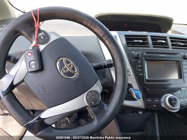 20261046 :رقم المزاد ، JTDZN3EU0D3259680 vin ، 2013 Toyota Prius V مزاد بيع