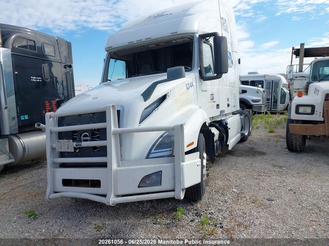 Volvo Vnl64t 2023 4V4NC9EH0PN305306 Image 2