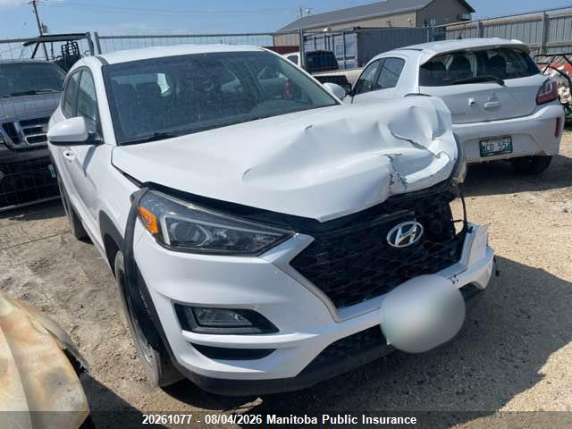 Hyundai Tucson Essential 2019 KM8J23A40KU016658 main image