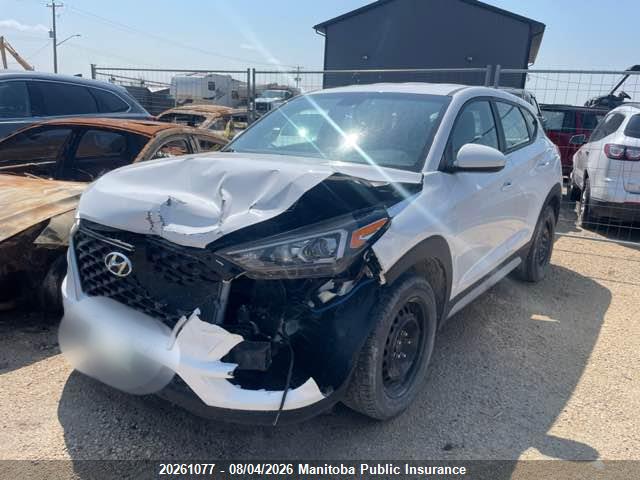 Hyundai Tucson Essential 2019 KM8J23A40KU016658 Image 2