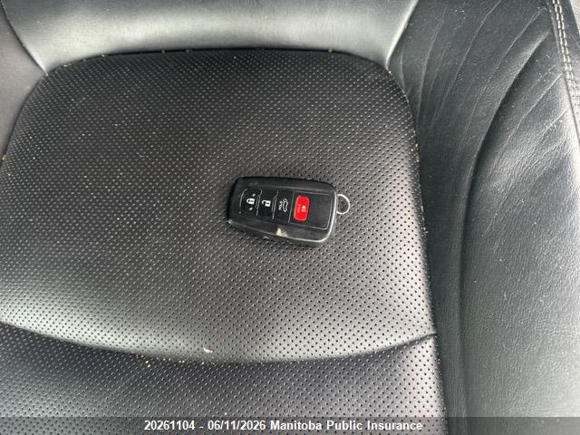 2020 Toyota Rav4 Limited Hybrid მანქანა იყიდება აუქციონზე, vin: 2T3DWRFV3LW096049, აუქციონის ნომერი: 20261104