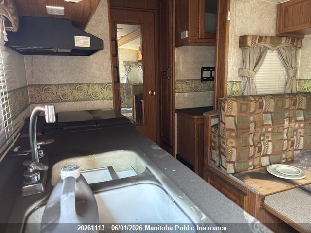 Продажа на аукционе авто 2005 Triple E Other, vin: 2TP241DB55W019806, номер лота: 20261113