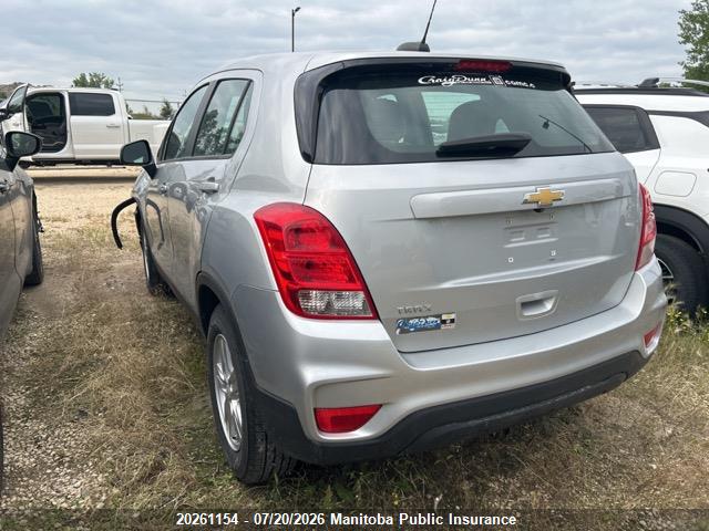 Chevrolet TRAX LS 2019 3GNCJKSB4KL320276 Image 3
