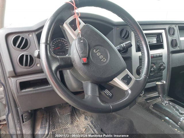 20261173 :رقم المزاد ، 1J4RG4GK3AC119432 vin ، 2010 Jeep Commander Sport مزاد بيع