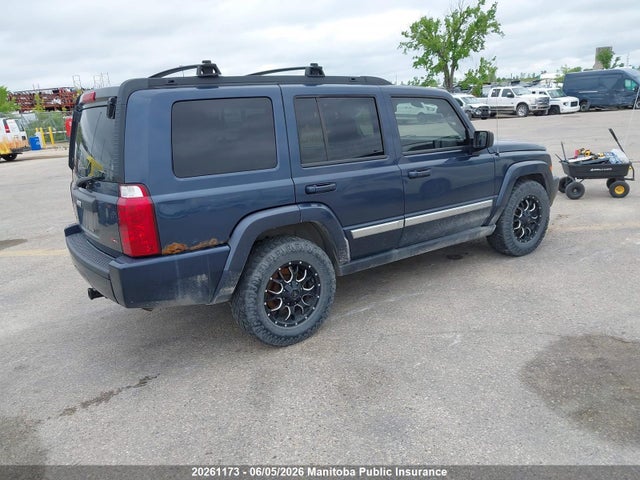 20261173 :رقم المزاد ، 1J4RG4GK3AC119432 vin ، 2010 Jeep Commander Sport مزاد بيع