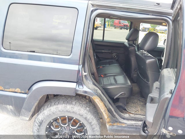 20261173 :رقم المزاد ، 1J4RG4GK3AC119432 vin ، 2010 Jeep Commander Sport مزاد بيع