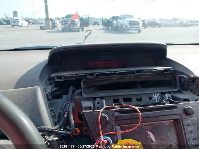 Продажа на аукционе авто 2014 Toyota Prius V, vin: JTDZN3EU7EJ005400, номер лота: 20261177