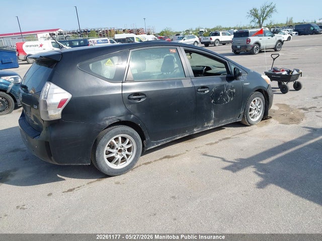 Продажа на аукционе авто 2014 Toyota Prius V, vin: JTDZN3EU7EJ005400, номер лота: 20261177