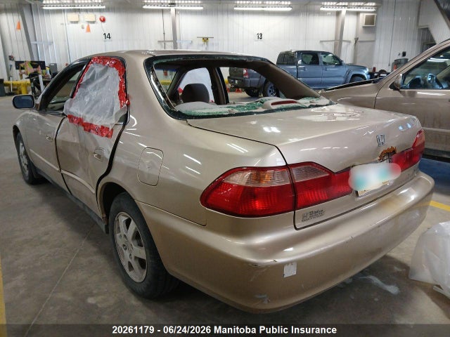 20261179 :رقم المزاد ، 1HGCG5676YA809049 vin ، 2000 Honda Accord Se مزاد بيع
