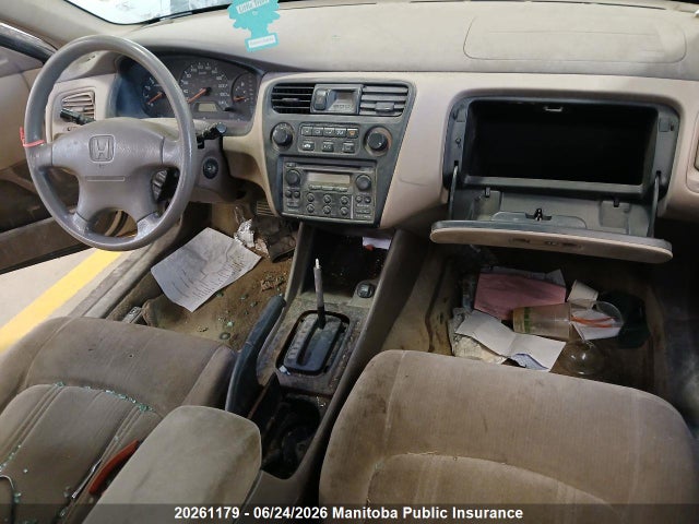 20261179 :رقم المزاد ، 1HGCG5676YA809049 vin ، 2000 Honda Accord Se مزاد بيع
