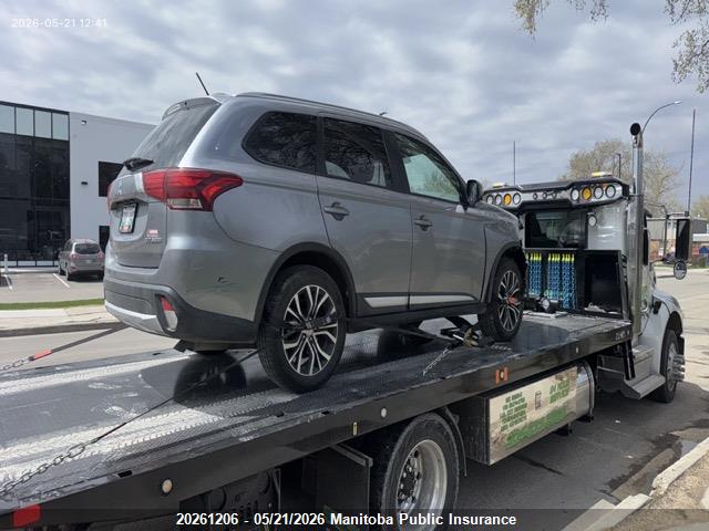 Продажа на аукционе авто 2016 Mitsubishi Outlander Se, vin: JA4JZ3AX8GZ609523, номер лота: 20261206