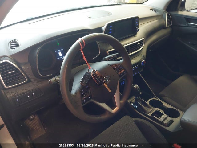 2020 Hyundai Tucson Essential მანქანა იყიდება აუქციონზე, vin: KM8J23A40LU159305, აუქციონის ნომერი: 20261353