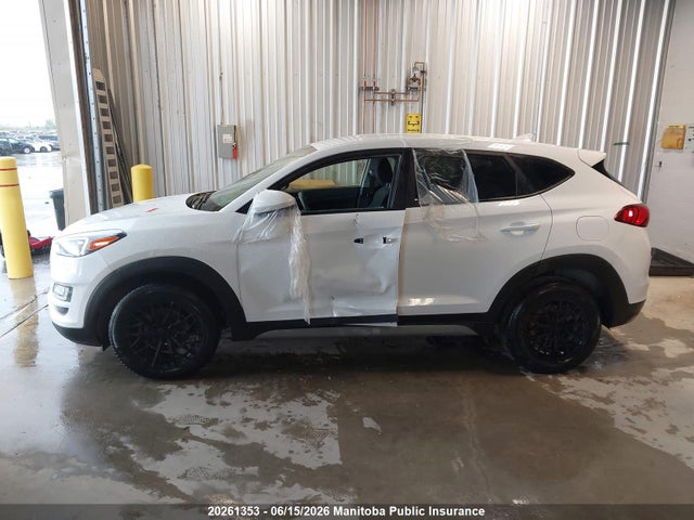 2020 Hyundai Tucson Essential მანქანა იყიდება აუქციონზე, vin: KM8J23A40LU159305, აუქციონის ნომერი: 20261353
